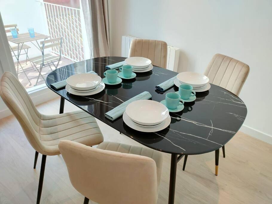 Apartamento A Estrenar En El Centro Vigo Bagian luar foto